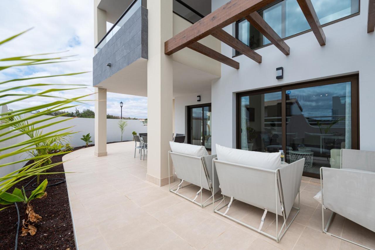 Homeforguest Flat With Large Terrace In Modern Residential Complex With Swimming Pool カレタ・デ・フステ エクステリア 写真