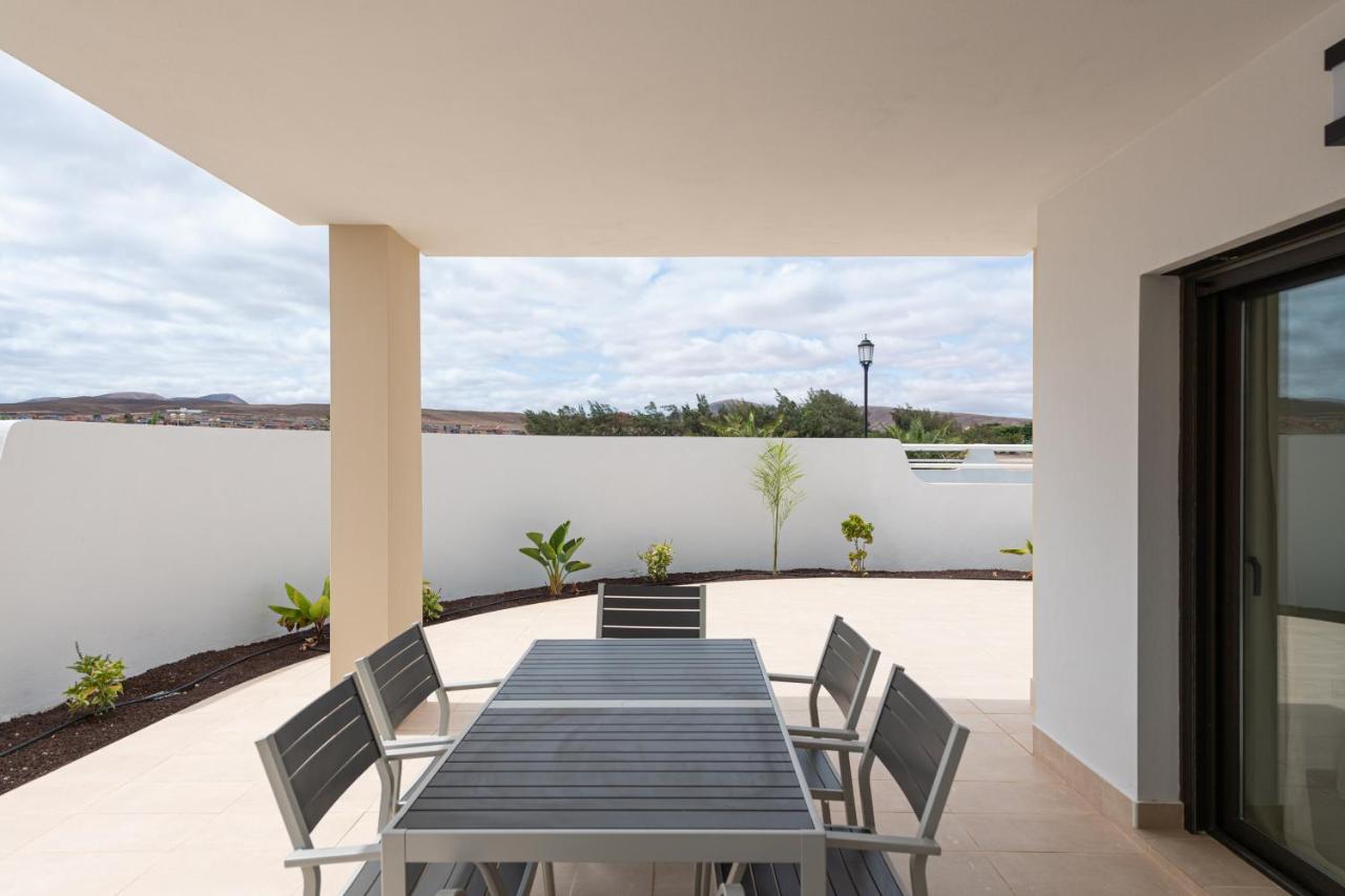 Homeforguest Flat With Large Terrace In Modern Residential Complex With Swimming Pool カレタ・デ・フステ エクステリア 写真