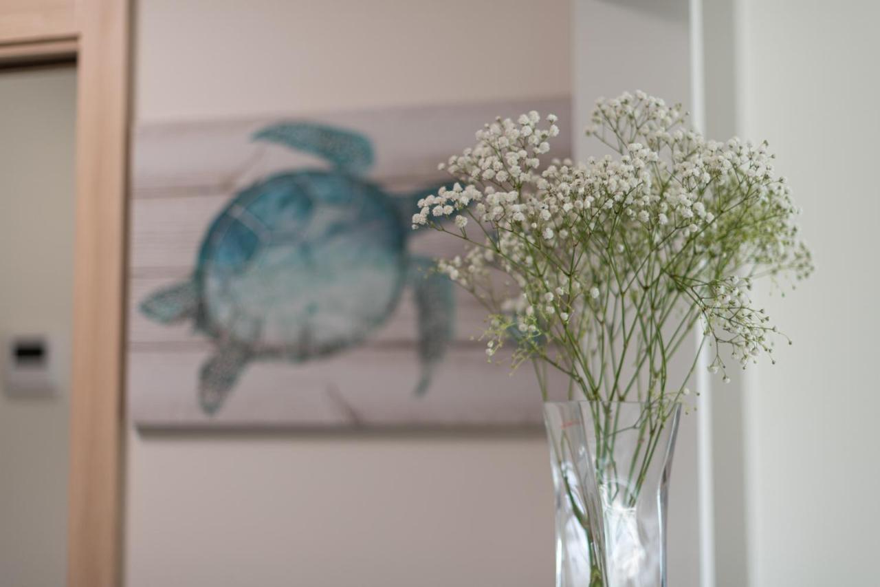 Homeforguest Flat With Large Terrace In Modern Residential Complex With Swimming Pool カレタ・デ・フステ エクステリア 写真